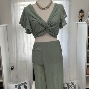 Green matching set W. Crop top size M | NWT